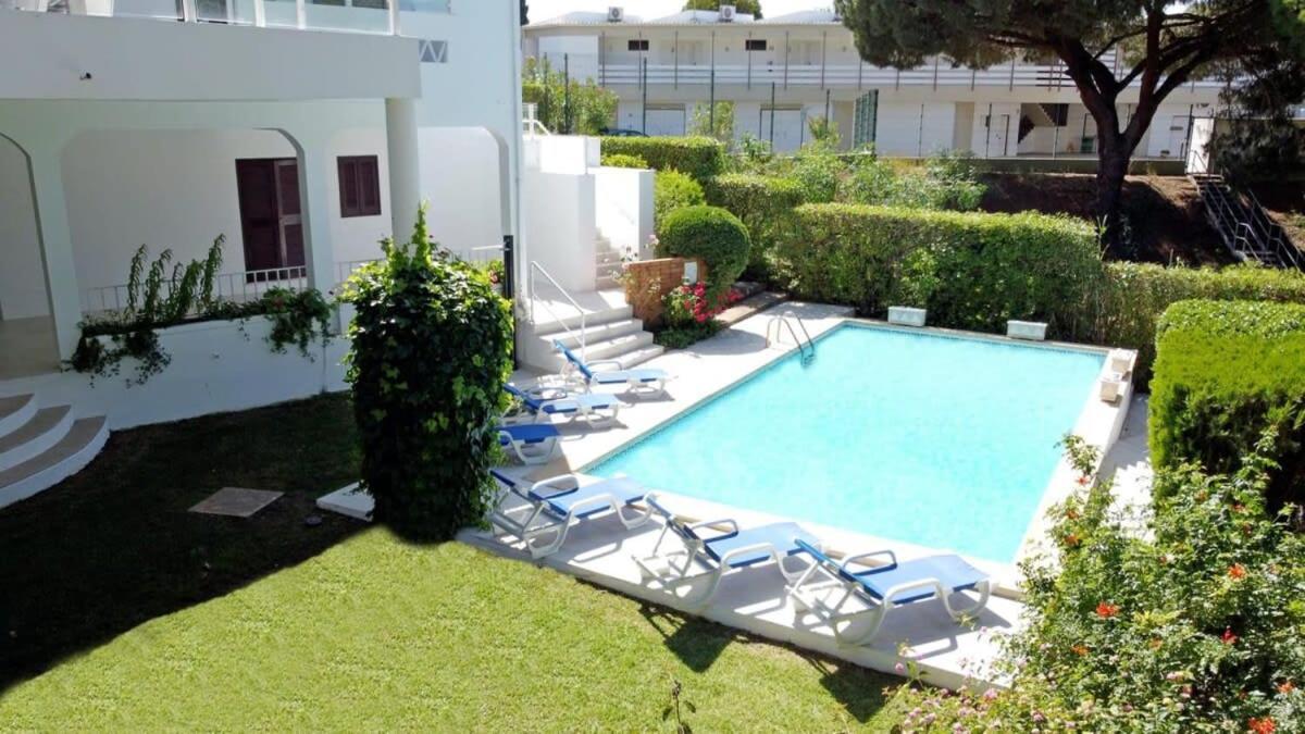 Villa Hibiscus, Great Location In Vilamoura, Lush Green Lawns And Garden Quarteira Luaran gambar